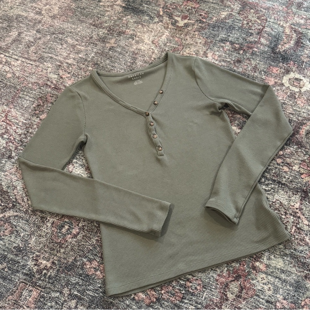 American Eagle Henley